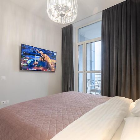 03460 Residential complex Central Park cozy apartment Kiev Exterior foto